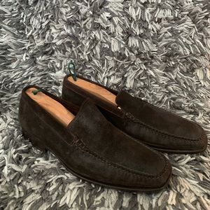 Brown suede Johnston & Murphy loafer